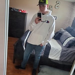 Meet your Posher, Ashton